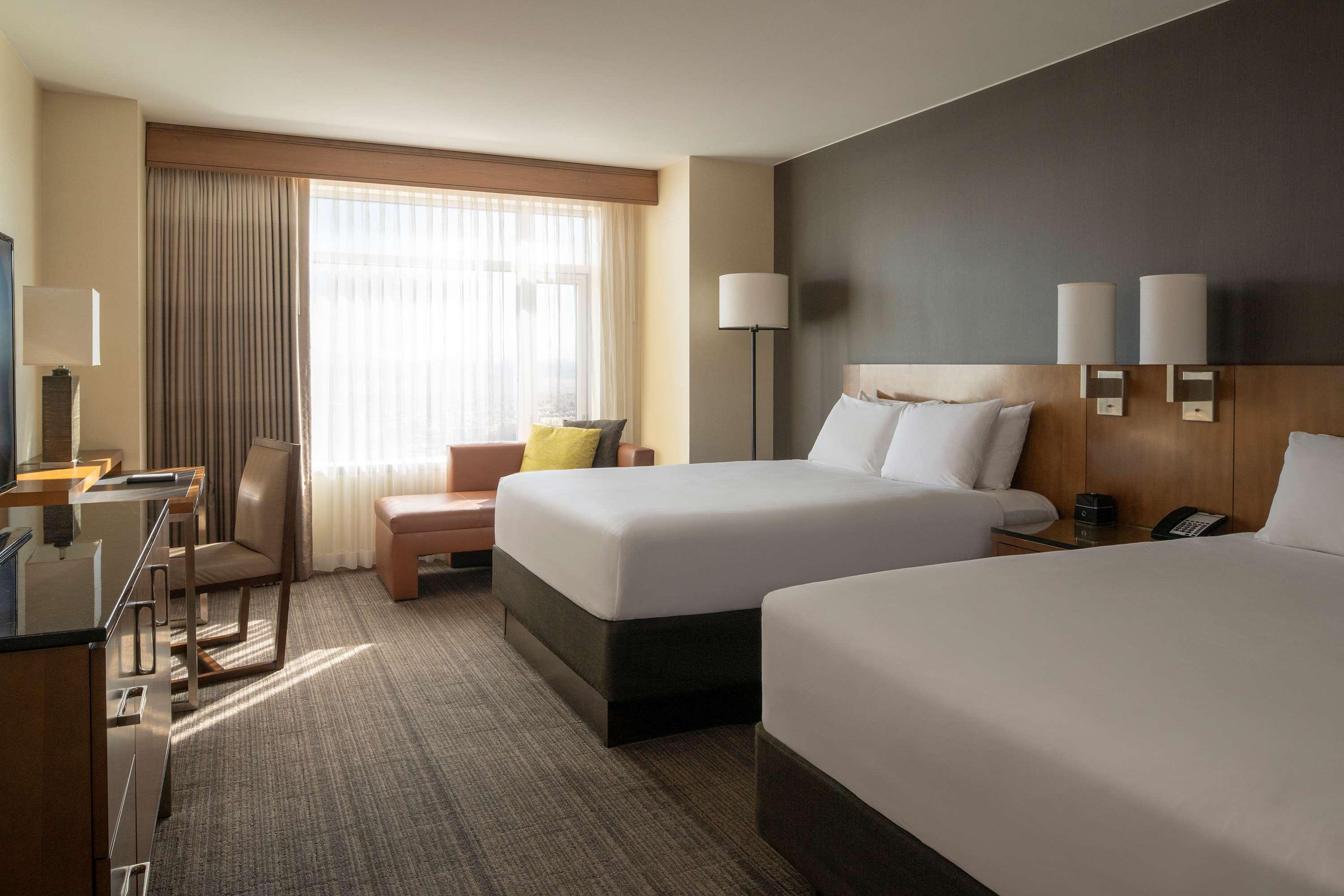 Hampton Inn & Suites Denver-Cherry Creek Bagian luar foto