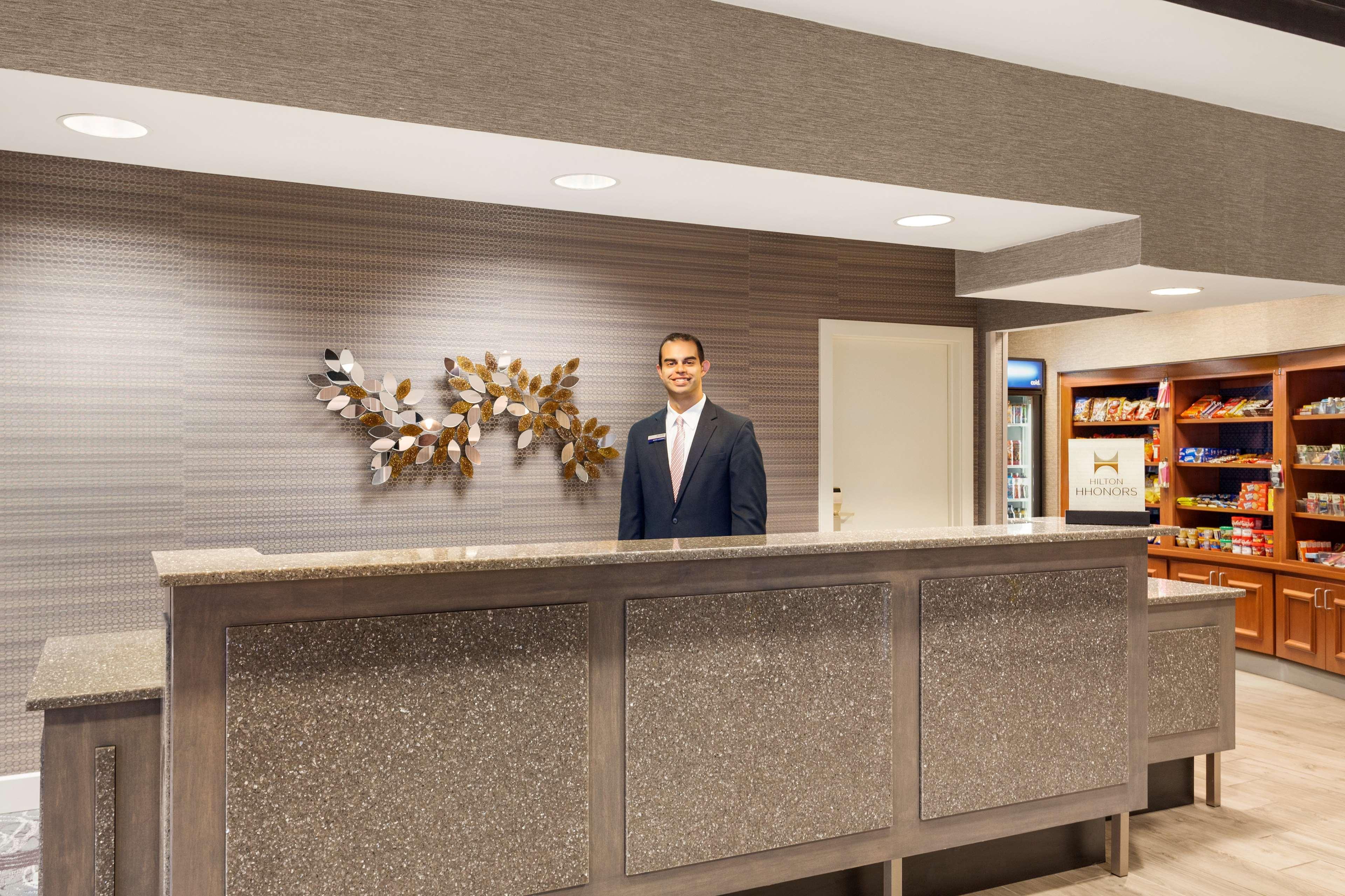 Hampton Inn & Suites Denver-Cherry Creek Bagian luar foto