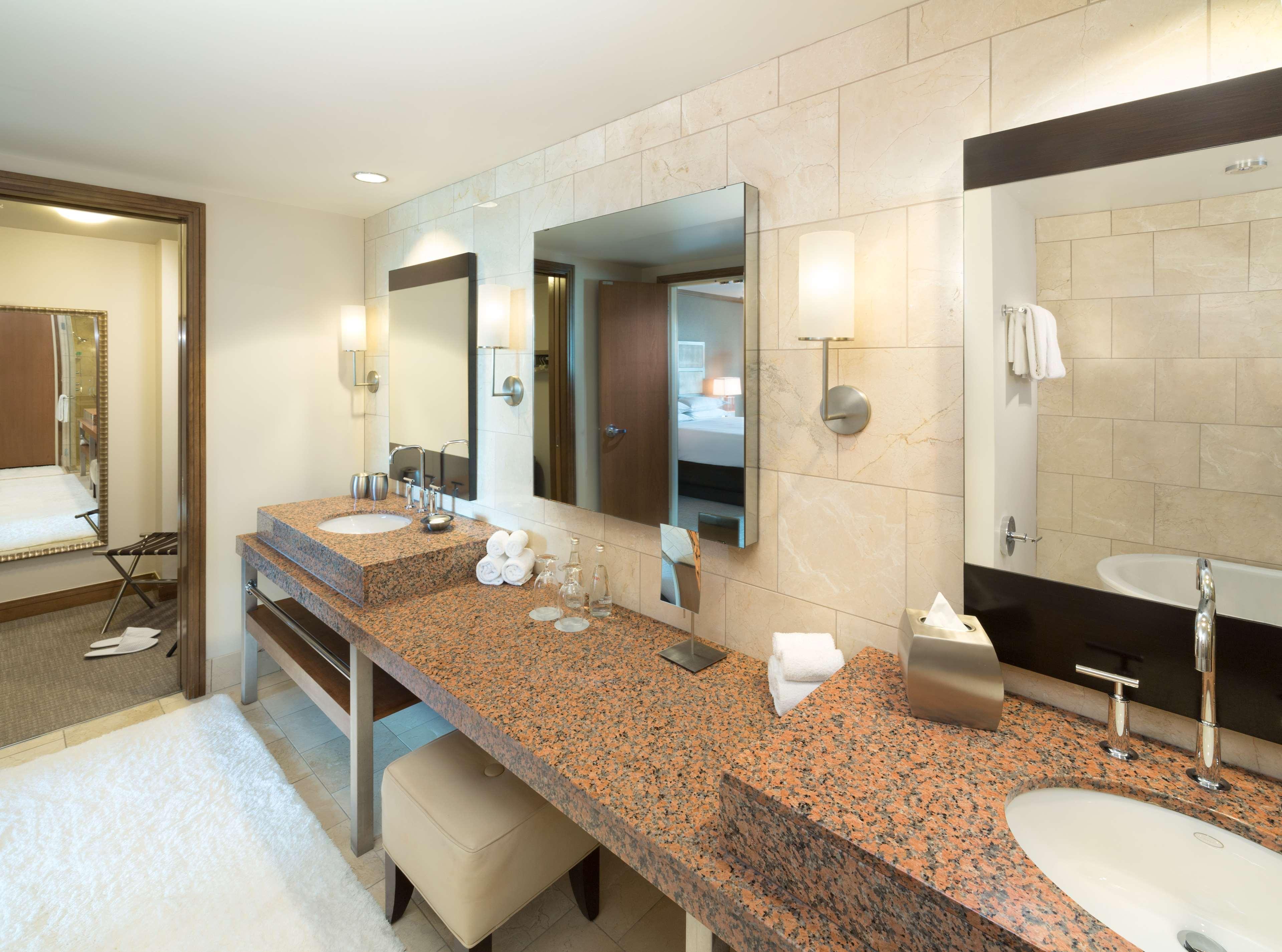 Hampton Inn & Suites Denver-Cherry Creek Bagian luar foto