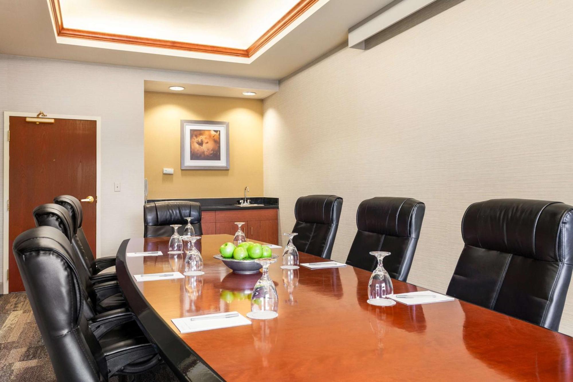 Hampton Inn & Suites Denver-Cherry Creek Bagian luar foto