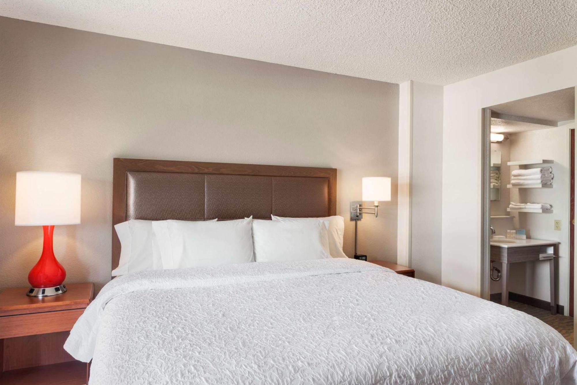 Hampton Inn & Suites Denver-Cherry Creek Bagian luar foto